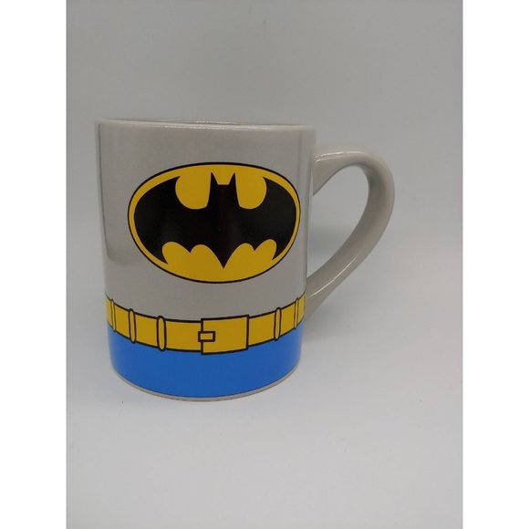 14oz Batman Ceramic Costume  Coffee Mug - Picture 2 of 6